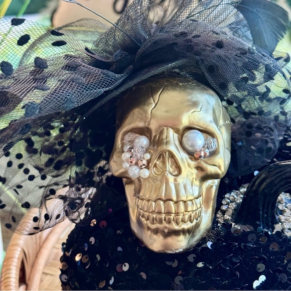 NWT! Elegant Black Sequin & Rhinestone Gold Skeleton Pumpkin - Picture 1 of 9